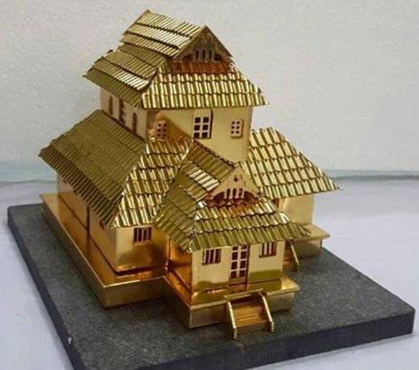 ಸೌದಿ ದೊರೆಗೆ ಕೇರಳದ ಮಸೀದಿಯ ಪ್ರತಿಕೃತಿ ನೀಡಿದ ಮೋದಿ